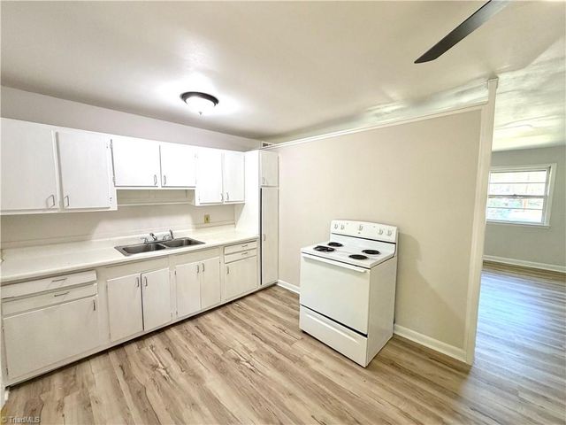 4224 Kildare Drive, Greensboro, NC 27405
