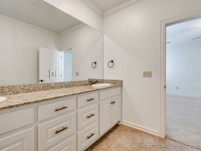 11328 S 75th Avenue E, Bixby, OK 74008