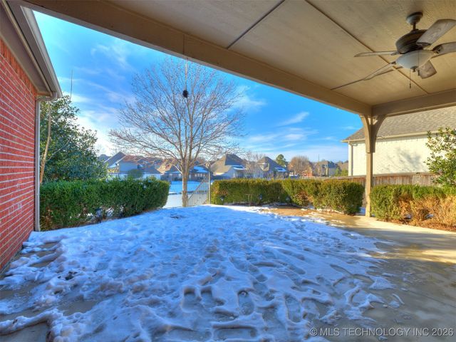 11328 S 75th Avenue E, Bixby, OK 74008