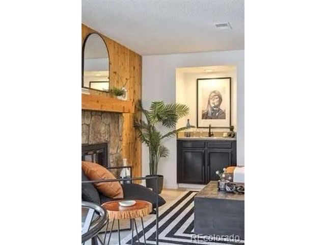 10920 W Florida Ave 415, Lakewood, CO 80232