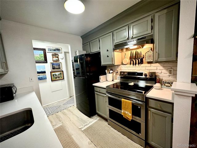 10920 W Florida Ave 415, Lakewood, CO 80232