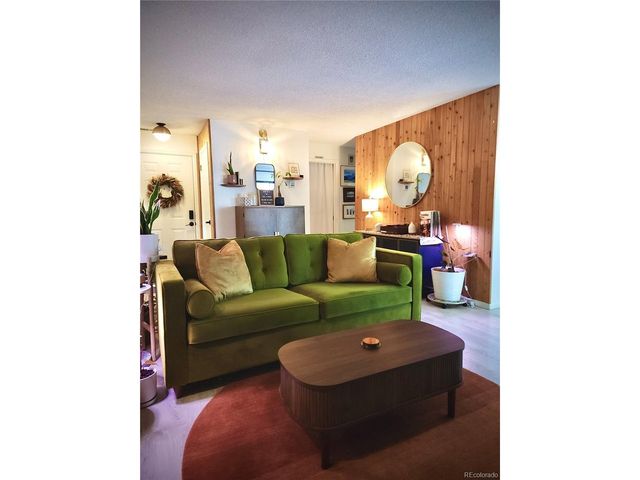 10920 W Florida Ave 415, Lakewood, CO 80232