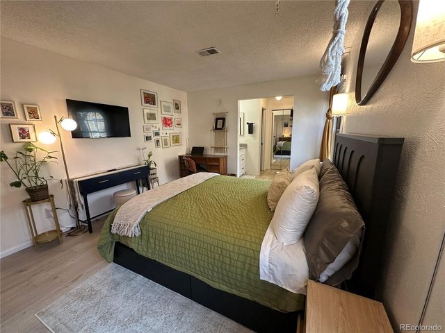 10920 W Florida Ave 415, Lakewood, CO 80232