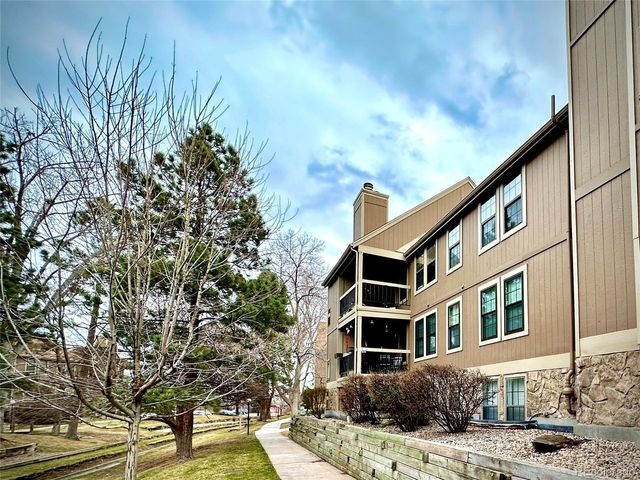 10920 W Florida Ave 415, Lakewood, CO 80232