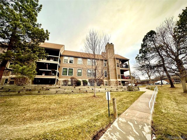 10920 W Florida Ave 415, Lakewood, CO 80232