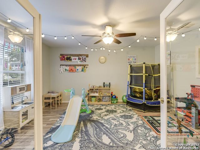 1323 E BITTERS RD, San Antonio, TX 78216