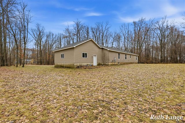 17066 Amber Way, Sand Lake, MI 49343