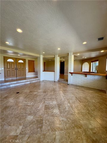 12930 Golf Course Drive, Victorville, CA 92395