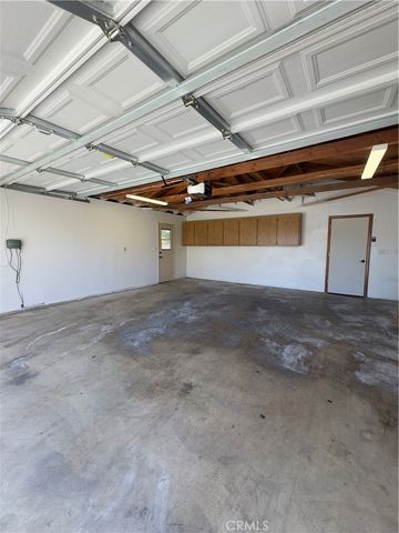 12930 Golf Course Drive, Victorville, CA 92395