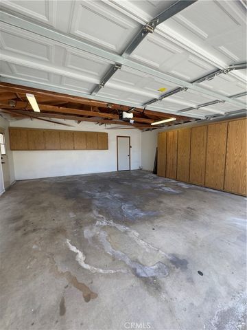 12930 Golf Course Drive, Victorville, CA 92395