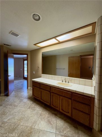 12930 Golf Course Drive, Victorville, CA 92395