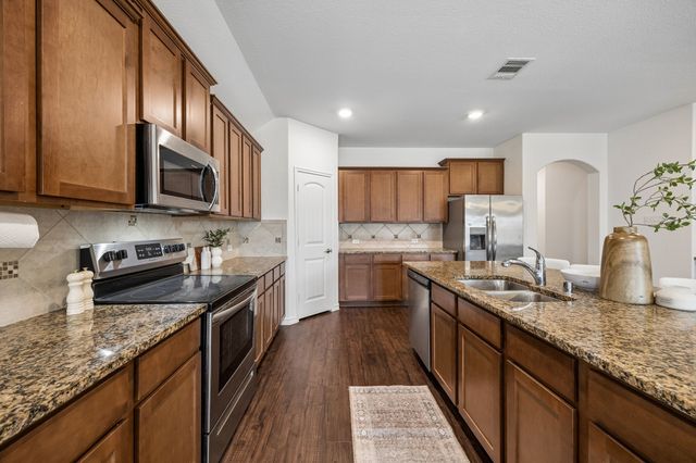 3137 Honeycomb Way, Royse City, TX 75189