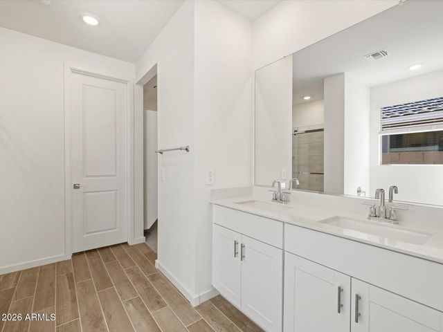 2569 E VINTAGE Drive, San Tan Valley, AZ 85143