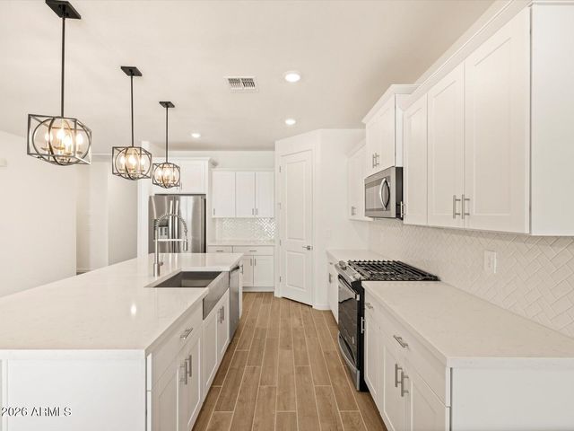 2569 E VINTAGE Drive, San Tan Valley, AZ 85143