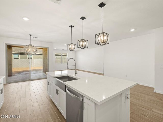 2569 E VINTAGE Drive, San Tan Valley, AZ 85143