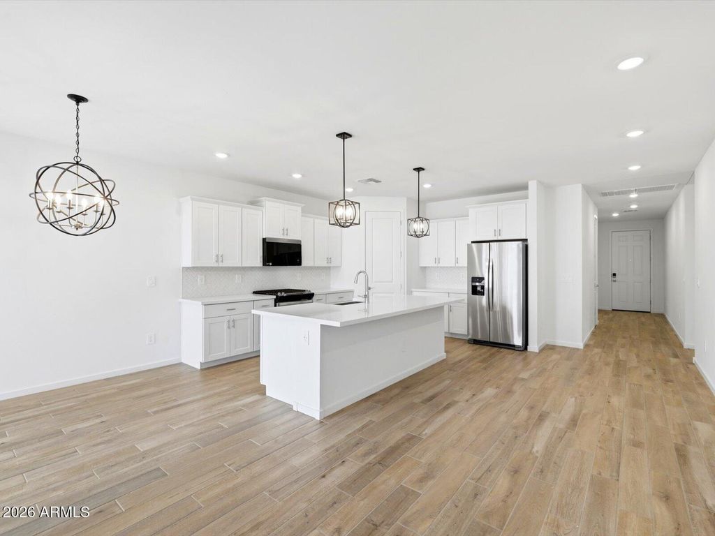 2569 E VINTAGE Drive, San Tan Valley, AZ 85143 — photo 4