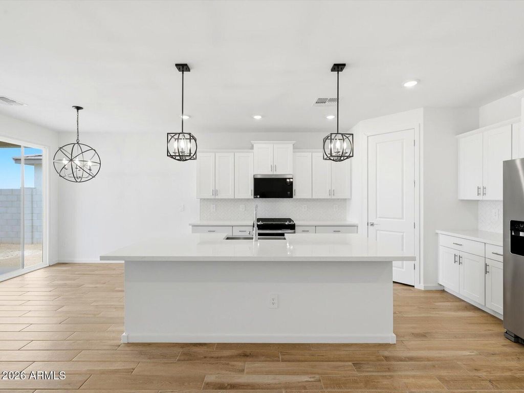 2569 E VINTAGE Drive, San Tan Valley, AZ 85143 — photo 5