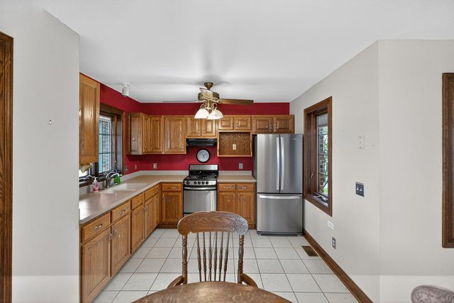 21344 Carlton Avenue, Cassopolis, MI 49031