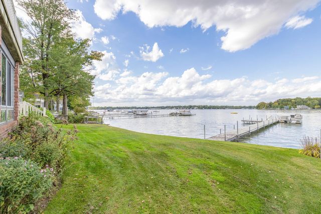 21344 Carlton Avenue, Cassopolis, MI 49031