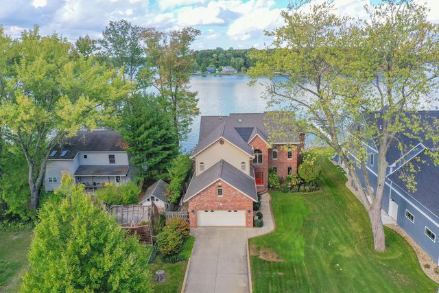 21344 Carlton Avenue, Cassopolis, MI 49031