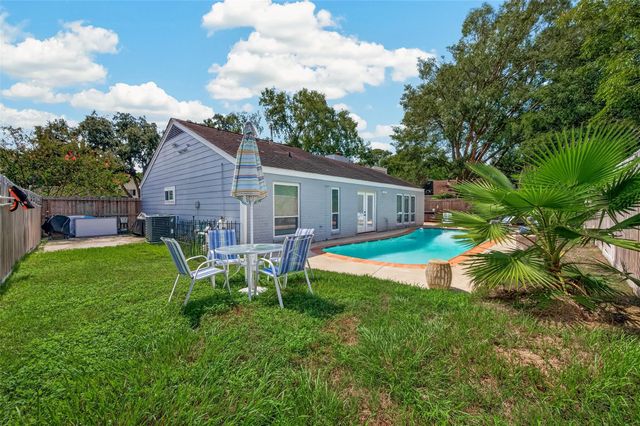 15606 Pine Mountain Drive, Houston, TX 77084