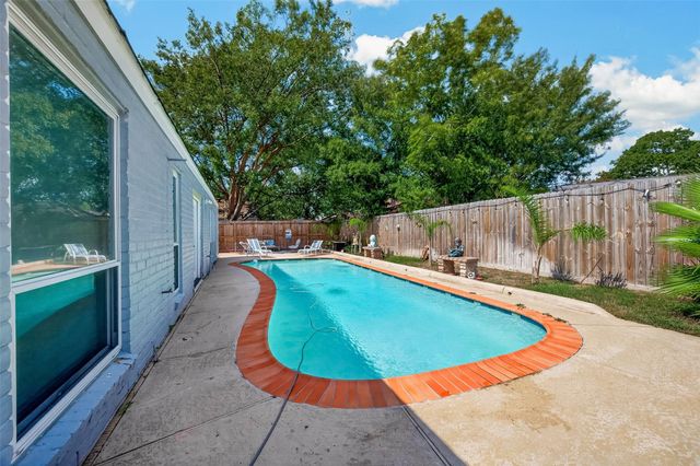 15606 Pine Mountain Drive, Houston, TX 77084