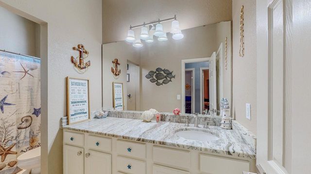 7475 Wooded Creek Drive, Beaumont, TX 77708