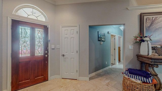 7475 Wooded Creek Drive, Beaumont, TX 77708
