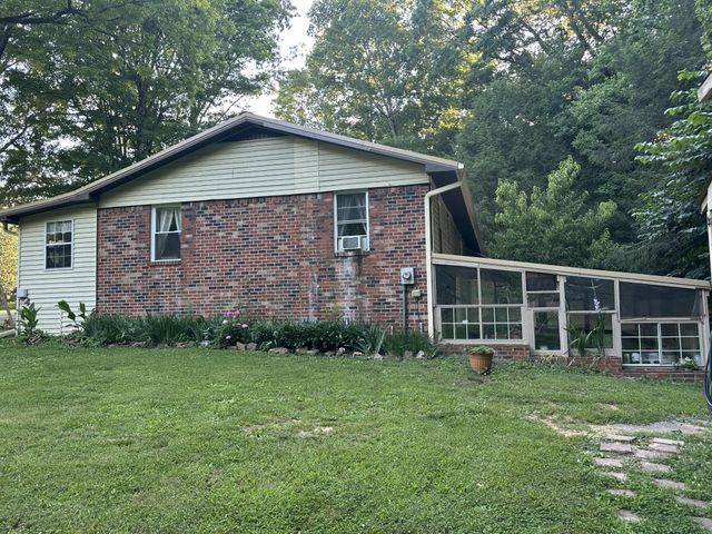 2113 Highway 163, Riceville, TN 37370