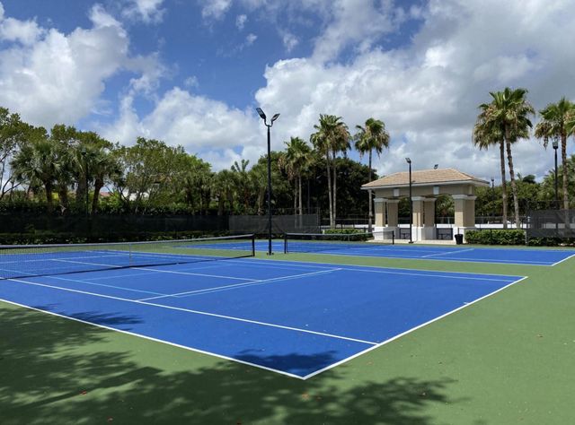 333 Berenger Walk, Royal Palm Beach, FL 33414