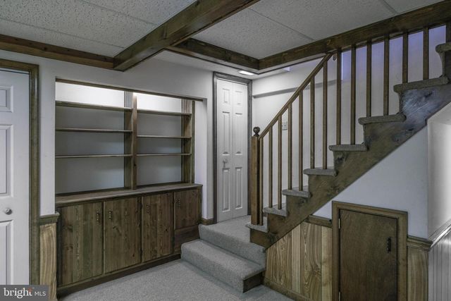 107 RICHMOND RD, Front Royal, VA 22630