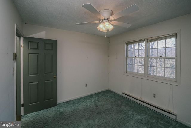 107 RICHMOND RD, Front Royal, VA 22630
