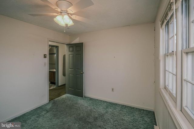 107 RICHMOND RD, Front Royal, VA 22630