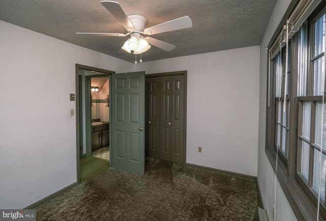 107 RICHMOND RD, Front Royal, VA 22630