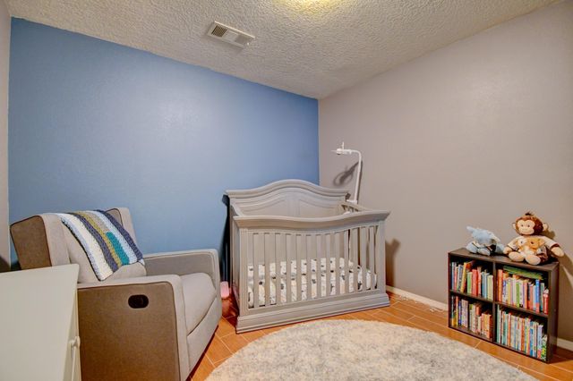 6928 N Tijeras Creek Road NW, Albuquerque, NM 87114