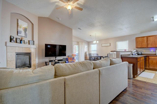 6928 N Tijeras Creek Road NW, Albuquerque, NM 87114