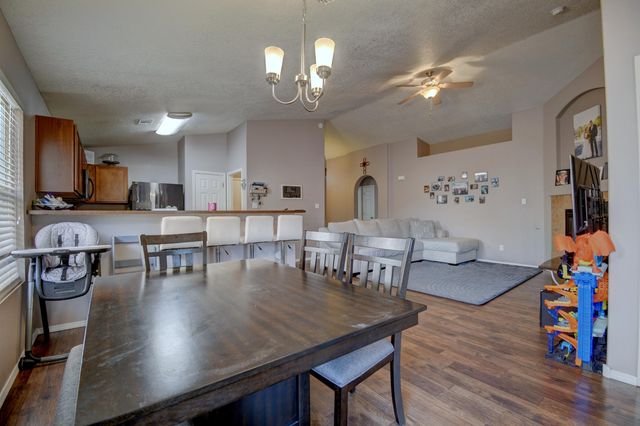 6928 N Tijeras Creek Road NW, Albuquerque, NM 87114