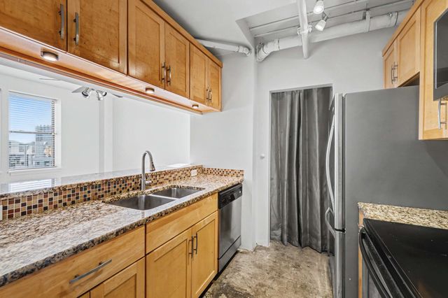 700 Church St Apt 1108, Nashville, TN 37203