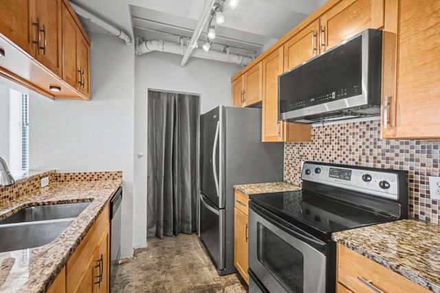 700 Church St Apt 1108, Nashville, TN 37203