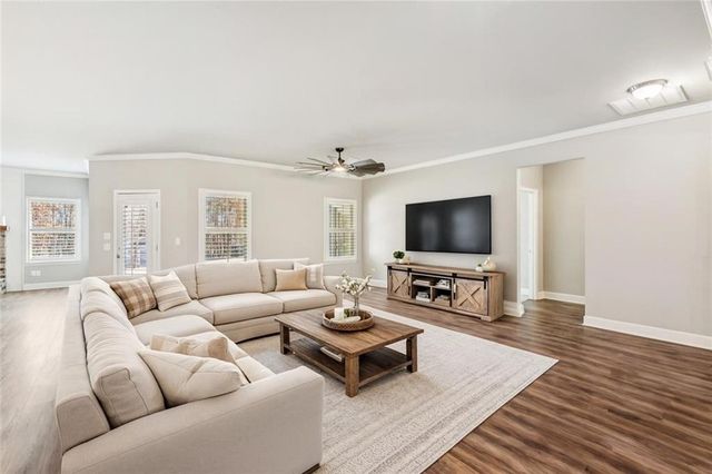 8711 Hardwood Trl, Lula, GA 30554