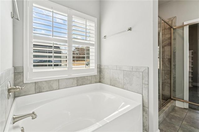 8711 Hardwood Trl, Lula, GA 30554