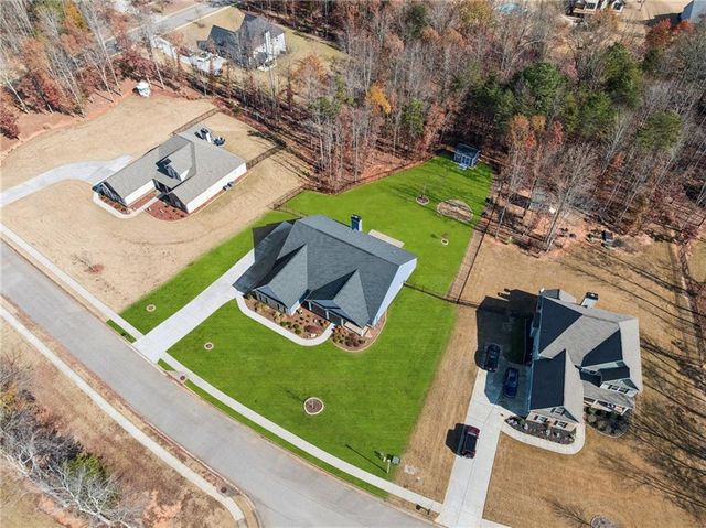 8711 Hardwood Trl, Lula, GA 30554