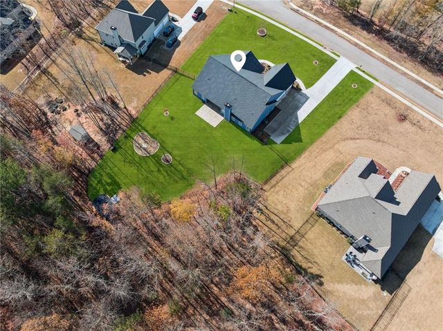 8711 Hardwood Trl, Lula, GA 30554