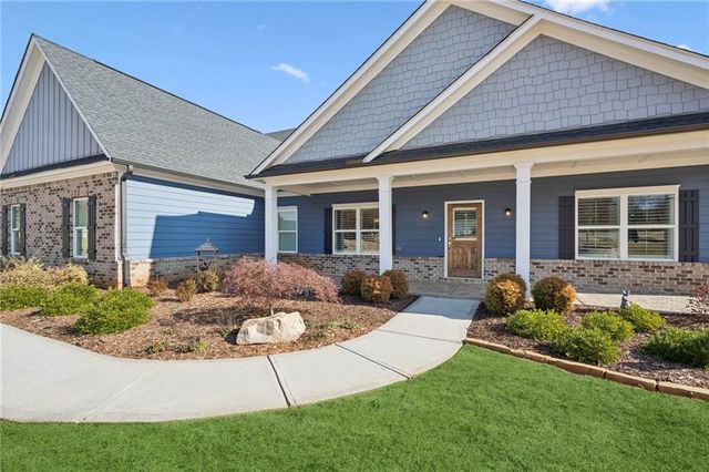 8711 Hardwood Trl, Lula, GA 30554