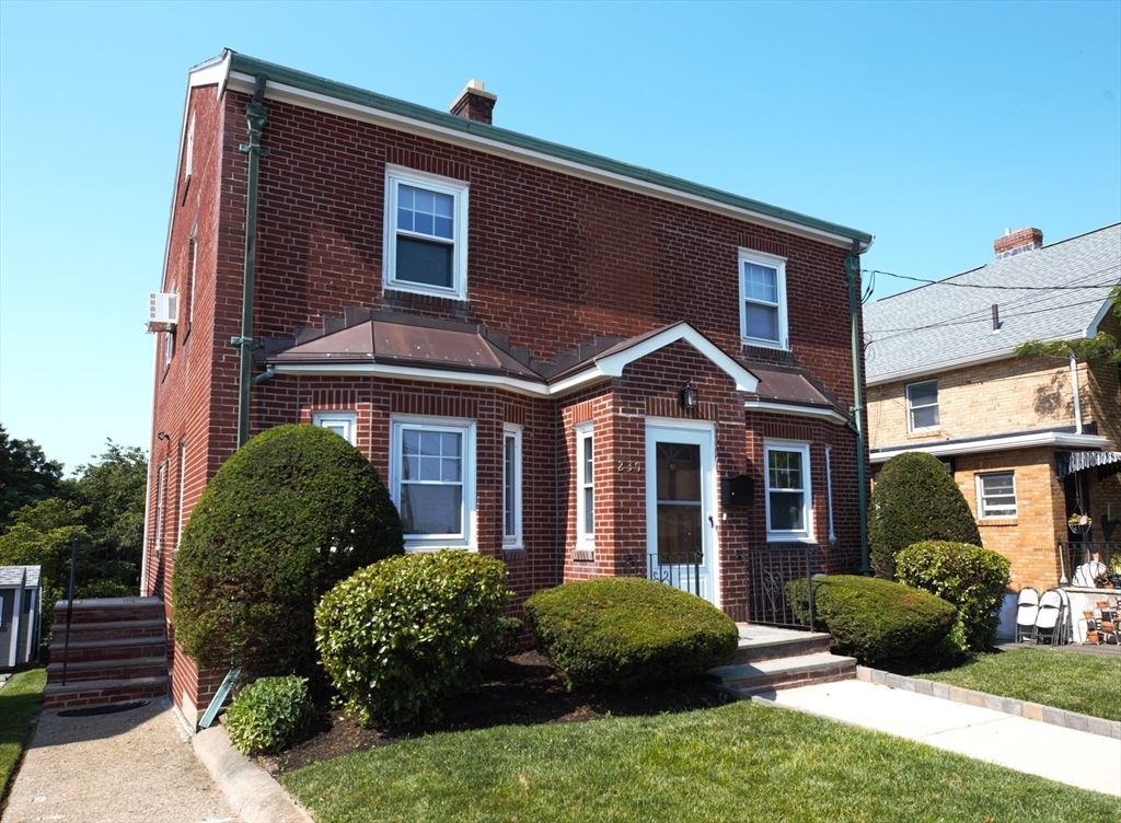 230 Orient Ave 1, Boston, MA 02128