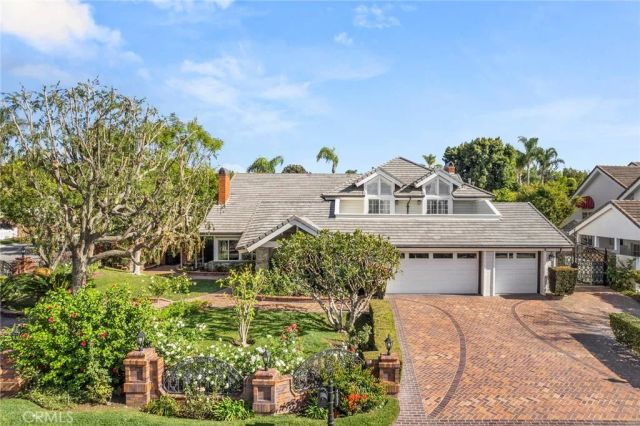 4892 Silver Spur, Yorba Linda, CA 92886