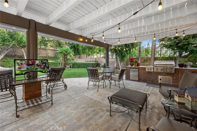 4892 Silver Spur, Yorba Linda, CA 92886