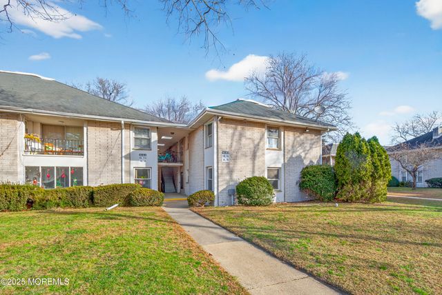 2137 8th Avenue 7E, Sea Girt, NJ 08750