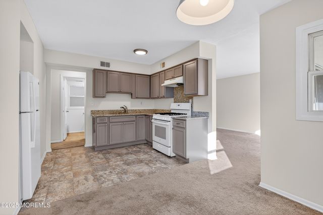 2137 8th Avenue 7E, Sea Girt, NJ 08750