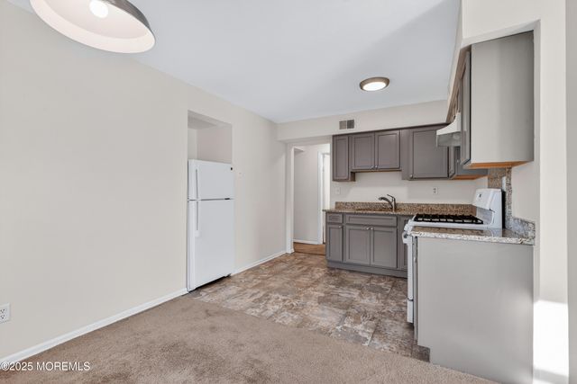 2137 8th Avenue 7E, Sea Girt, NJ 08750